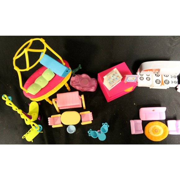 Lot of Mattel Doll Furniture Sofas Chairs X-Ray Oven Stove Outside Patio Furnitu - Picture 8 of 8